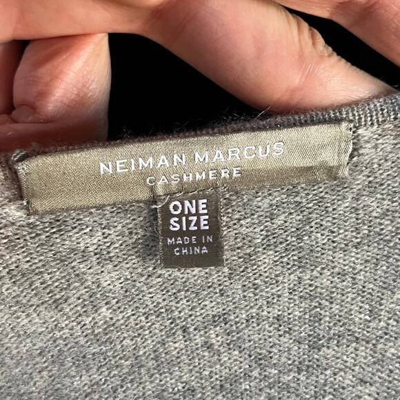 Neiman Marcus Women's Silver 100% Cashmere Shawl Wrap One Size - Picture 7 of 9